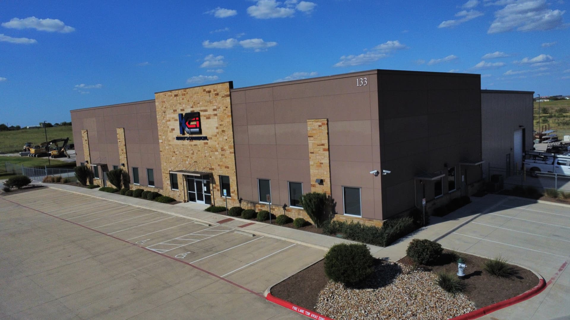 Kinney's Commercial company facility in Hutto, Texas